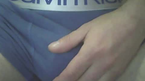 Snapshot of fryboxxxxx chatting on 06/15/26, 01:46 fry online show from 06/15/26, 01:46
