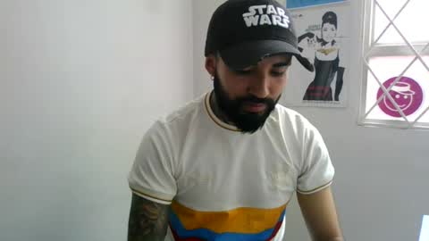 Snapshot of ftmen chatting on 06/25/26, 01:59 Jestevan online show from 06/25/26, 01:59