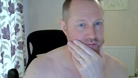 Snapshot of fuck_buddy_uk chatting on 06/17/26, 07:44 Fuck Buddy UK online show from 06/17/26, 07:44