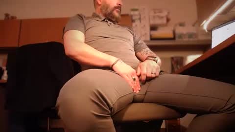 Snapshot of fuckadilf chatting on 12/09/24, 04:47 fuckadilf online show from 12/09/24, 04:47