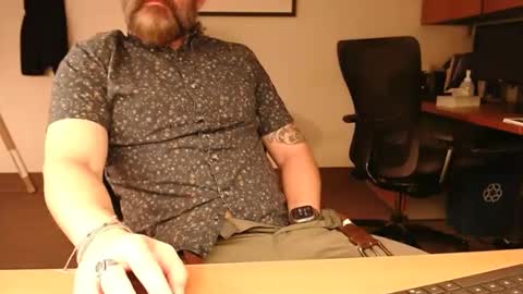 Snapshot of fuckadilf chatting on 12/17/24, 03:39 fuckadilf online show from 12/17/24, 03:39