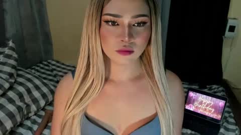 Snapshot of fuckdoll_rain chatting on 08/05/26, 06:11 R A I N M O R A L E S G M A I L . C O M online show from 08/05/26, 06:11