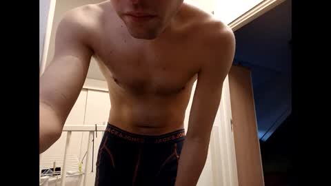 fuckdutchy1998 online show from 01/18/26, 03:49