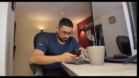 SERGIO THE SEX LAWYER online show from 12/17/25, 02:50