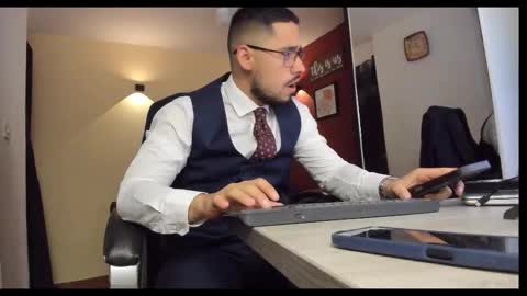 SERGIO THE SEX LAWYER online show from 12/20/25, 05:03