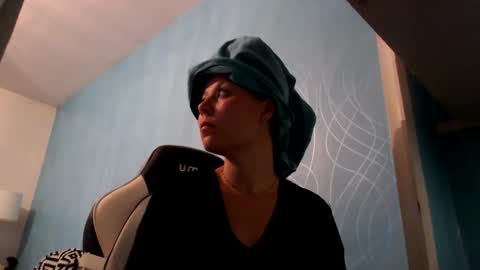 La online show from 09/29/25, 07:51