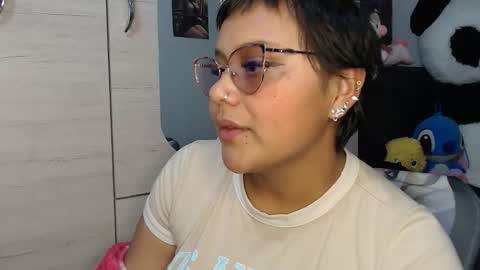 Mia and Gary  online show from 01/14/26, 05:35