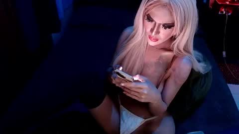 QUEEN OF COMMAND and CUMDUNGEON9 online show from 05/26/26, 12:23