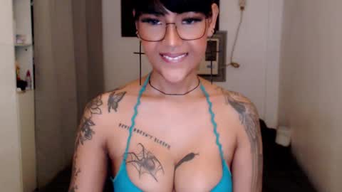 Princess Anna online show from 02/11/26, 03:06