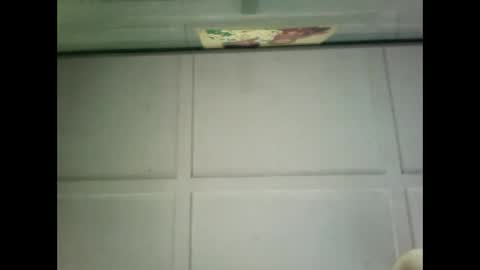 Snapshot of fucmebudoo chatting on 12/22/24, 07:00 Warwick online show from 12/22/24, 07:00