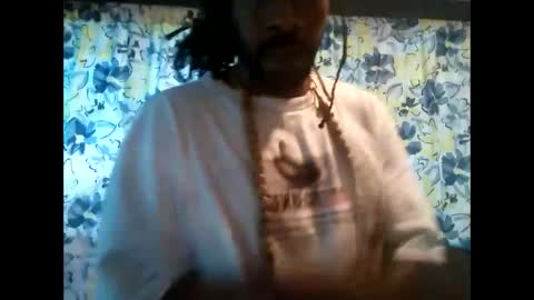 Snapshot of fucmebudoo chatting on 03/07/25, 07:08 Warwick online show from 03/07/25, 07:08