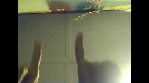 Snapshot of fucmebudoo chatting on 10/15/25, 08:03 Warwick online show from 10/15/25, 08:03