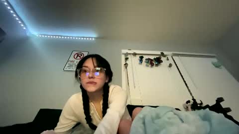 White Chocolate  online show from 02/20/25, 09:44