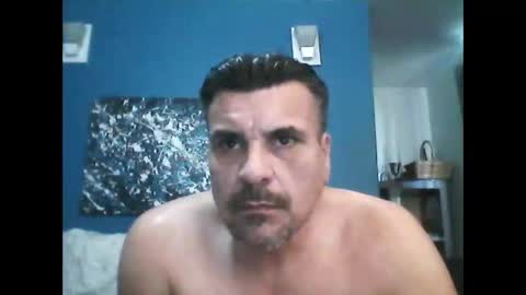 Snapshot of fuegolento22 chatting on 05/19/26, 11:44 fuego1ento22 online show from 05/19/26, 11:44