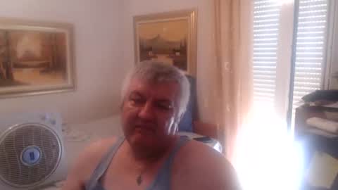 Snapshot of fukingcrazy chatting on 07/20/26, 01:35 fukingcrazy online show from 07/20/26, 01:35