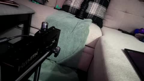 fukmyass247 online show from 10/06/25, 11:51