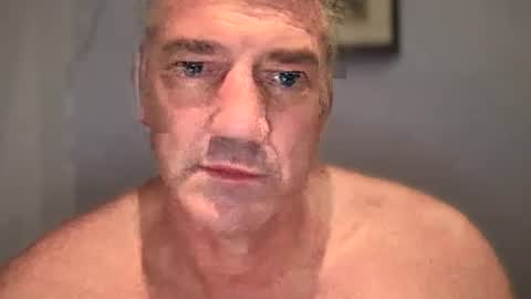 fullback_15 online show from 09/13/25, 06:46