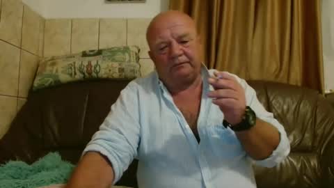 fullballs6 online show from 09/10/25, 02:11