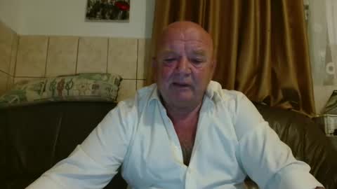 fullballs6 online show from 09/24/25, 12:47