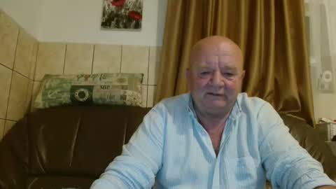 fullballs6 online show from 10/13/25, 01:49