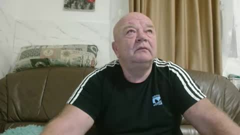 fullballs6 online show from 11/10/25, 03:38