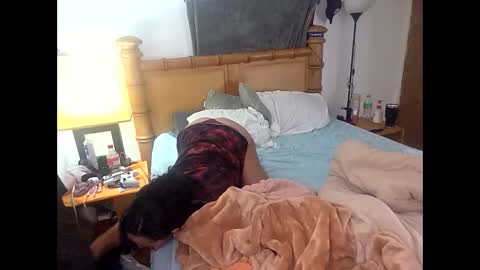 Astrid online show from 04/24/26, 03:20