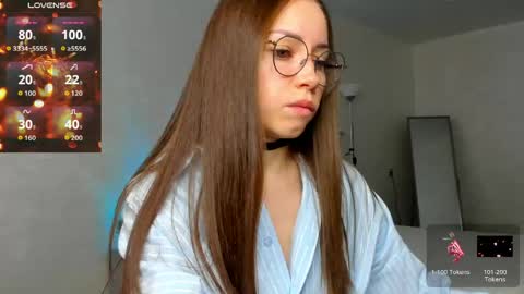 Snapshot of fun__nd__bun chatting on 05/11/26, 01:33 fun__nd__bun online show from 05/11/26, 01:33