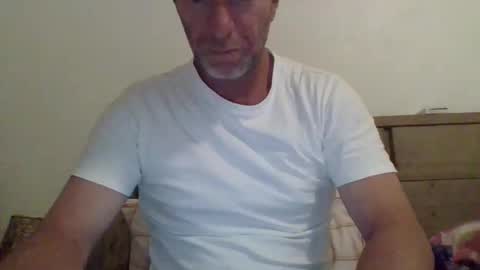 funaussieguy80 online show from 04/21/26, 03:46