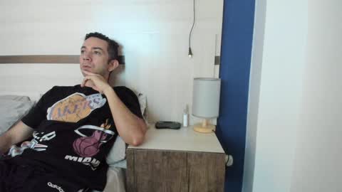 Snapshot of funcouple1985 chatting on 03/11/25, 09:15 Sammygirl tommy guy friends with benefits online show from 03/11/25, 09:15