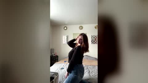 Snapshot of funflirt97 chatting on 02/04/26, 05:30 Linnys Palace online show from 02/04/26, 05:30