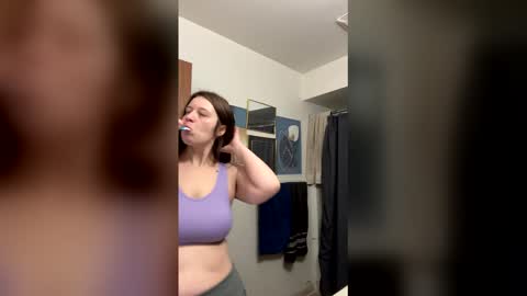 Snapshot of funflirt97 chatting on 02/05/26, 05:28 Linnys Palace online show from 02/05/26, 05:28