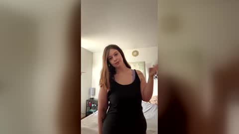 Snapshot of funflirt97 chatting on 02/26/26, 06:40 Linnys Palace online show from 02/26/26, 06:40