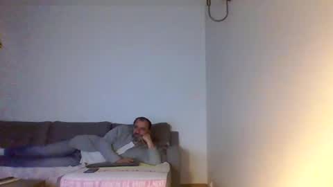 Snapshot of funissimo chatting on 01/15/25, 10:46 funissimo online show from 01/15/25, 10:46