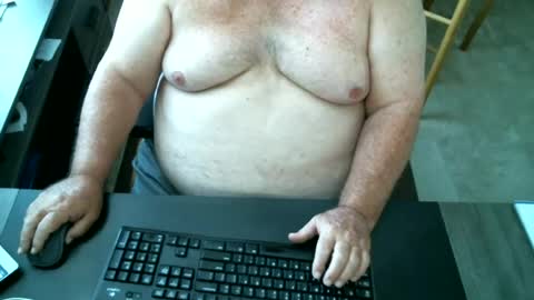 Snapshot of funlovinchub chatting on 06/18/26, 06:34 funlovinchub online show from 06/18/26, 06:34
