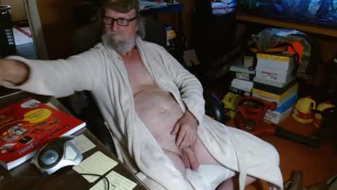 mike online show from 01/19/25, 04:14