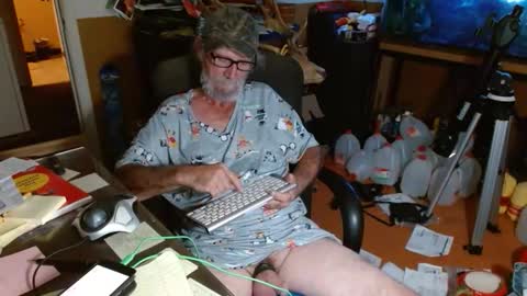 mike online show from 10/25/25, 12:29