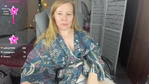 funny_bunny4 online show from 01/01/25, 03:57