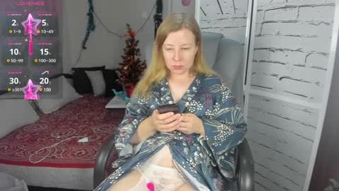 funny_bunny4 online show from 01/03/25, 06:46