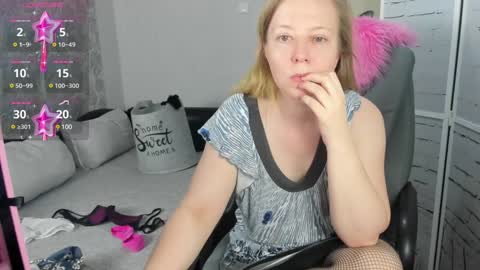 funny_bunny4 online show from 01/23/25, 10:44