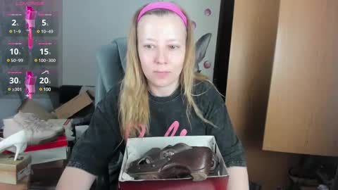 funny_bunny4 online show from 03/02/25, 10:48