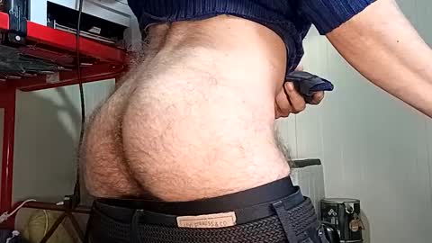 Italian men online show from 01/12/26, 02:55