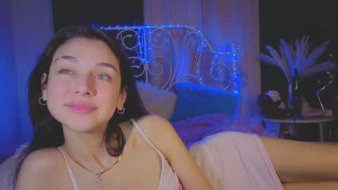 Tiffany online show from 09/25/25, 12:36