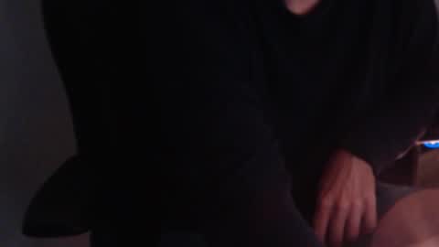 Snapshot of funnyme1234 chatting on 10/27/25, 03:43 jerry online show from 10/27/25, 03:43