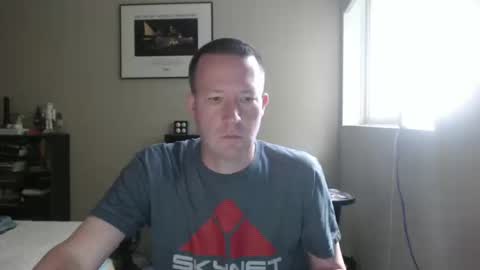 Snapshot of funplaytimesayhello chatting on 10/19/25, 07:47 Hello online show from 10/19/25, 07:47