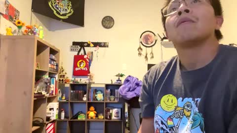 Snapshot of furburgermuncher89 chatting on 12/30/24, 04:31 furburgermuncher89 online show from 12/30/24, 04:31