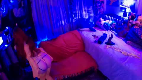 Valarie Iris Paige online show from 01/09/25, 07:42