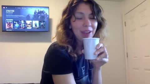 Snapshot of fushialake chatting on 09/21/25, 03:35 Fushia online show from 09/21/25, 03:35