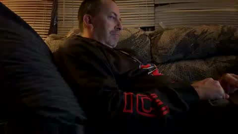 Futuro Marido online show from 12/17/24, 06:56