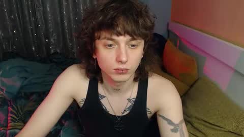 Ian online show from 12/18/25, 10:49