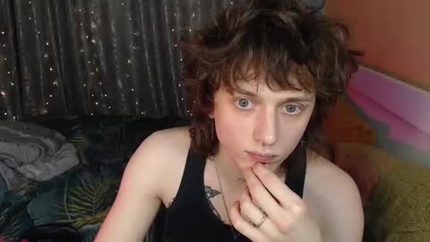 Ian online show from 12/21/25, 06:48